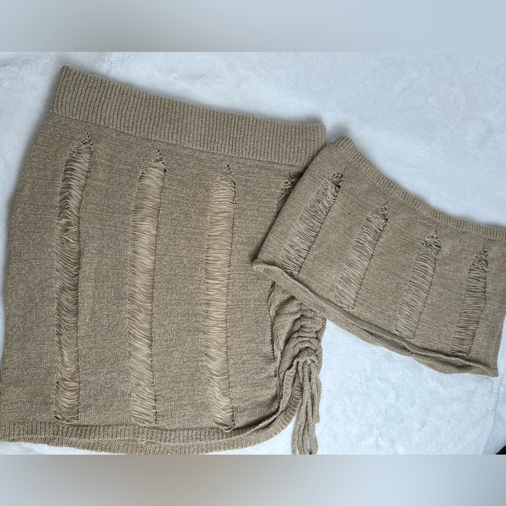 BEACH COVER UP - SIZE MEDIUM